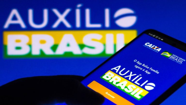 Auxílio Brasil